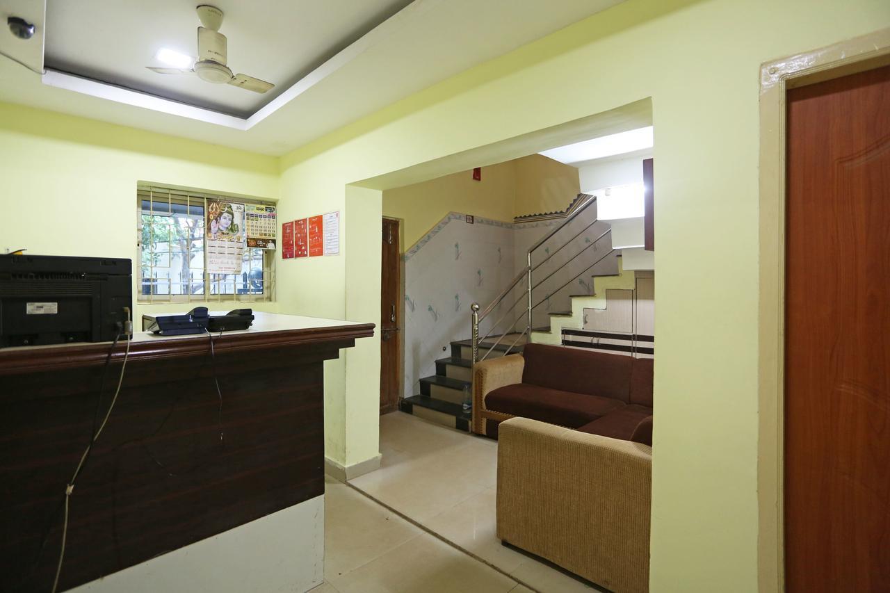 Oyo 4526 Jaydev Vihar Ξενοδοχείο Μπουμπάνεσβαρ Εξωτερικό φωτογραφία