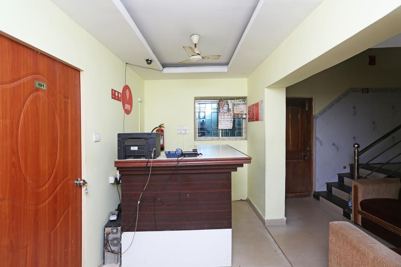Oyo 4526 Jaydev Vihar Ξενοδοχείο Μπουμπάνεσβαρ Εξωτερικό φωτογραφία